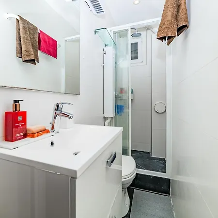 Bright 2br - Butte Montmartre | By Airnest *