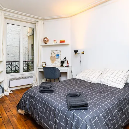 Bright 2br - Butte Montmartre | By Airnest Apartment