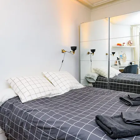 Bright 2br - Butte Montmartre | By Airnest Apartment