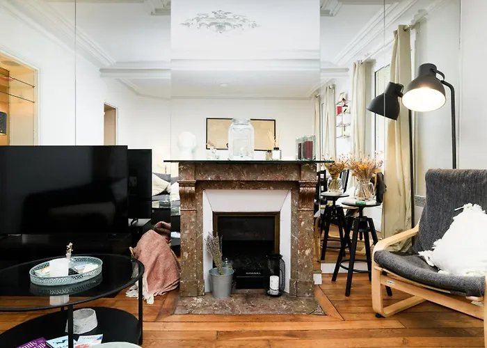 Bright 2br - Butte Montmartre | By Airnest Parigi